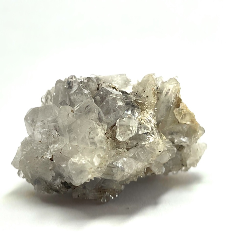 Intricate quartz cluster - Picture 2 of 6
